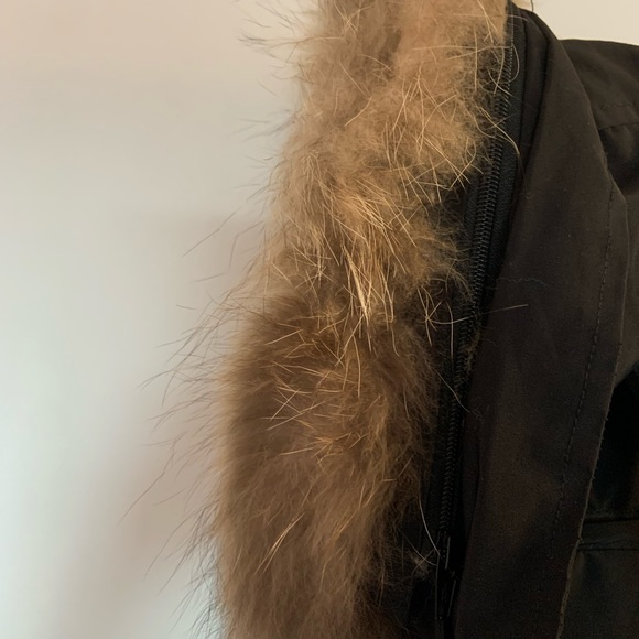 Canada goose women’s Chelsea parka size S - Picture 7 of 9